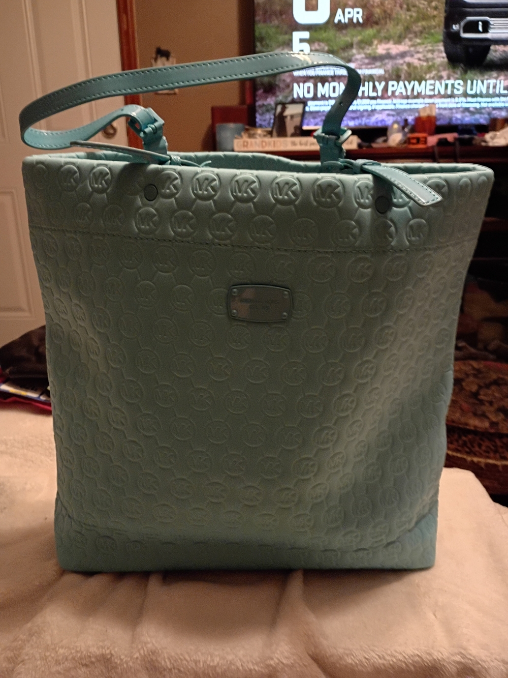 NWT Michael Kors Twal Jer Set Neoprene Fabric  Embossed Logo Tote